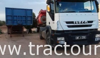 À vendre Tracteur routier Iveco Stralis 450 avec semi remorque benne 2 essieux et semi remorque plateau 3 essieux complet