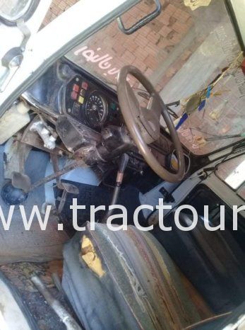 À vendre Camion plateau avec ridelles OM 40 complet