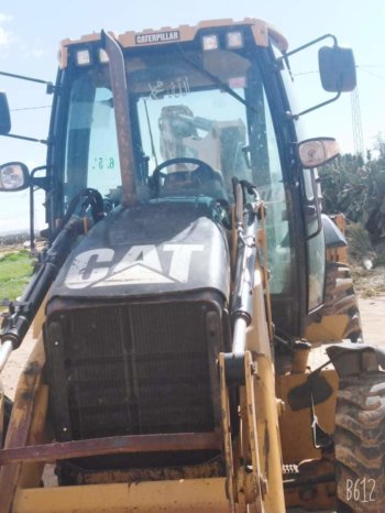 À vendre Tractopelle Caterpillar 428E complet