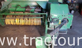 À vendre Presse à paille – Brissa John Deere 359 complet