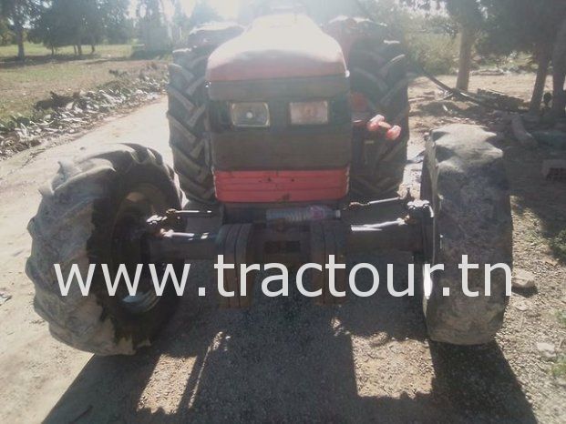 À vendre Tracteur Mahindra 8000 complet