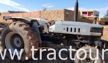 À vendre Tracteur Lamborghini Cross 674-70 N avec 2 semi-remorques agricoles citernes et une semi remorque agricole benne complet