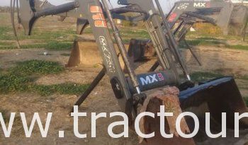 À vendre Chargeur Frontal pour tracteur MX 75u complet