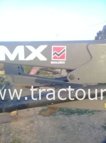 À vendre Chargeur Frontal pour tracteur MX 75u complet