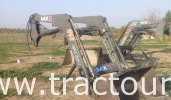 À vendre Chargeur Frontal pour tracteur MX 75u complet