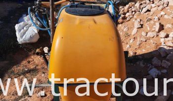 À vendre Pulvérisateur porté 300 litres complet