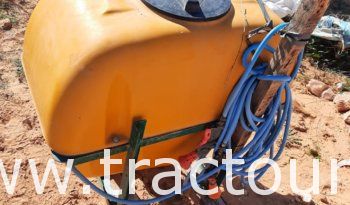 À vendre Pulvérisateur porté 300 litres complet