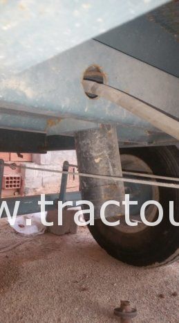 À vendre Semi remorque agricole benne 5 tonnes complet