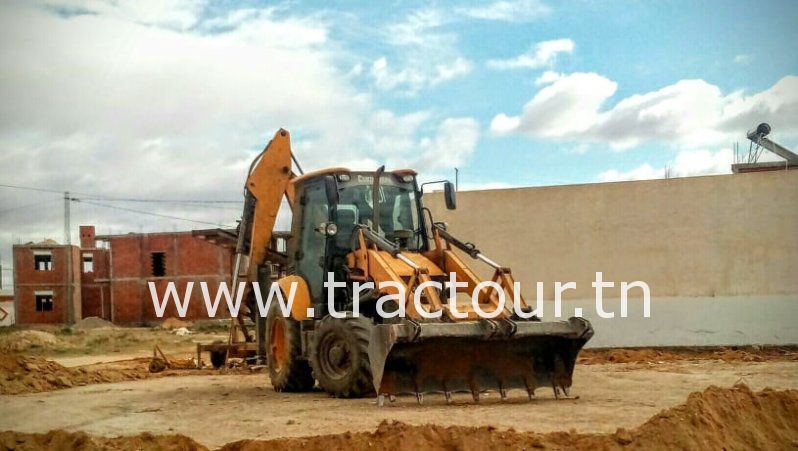 À vendre Tractopelle Cukurova 883 complet
