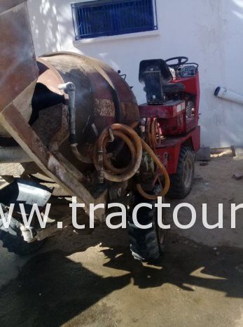 À vendre Auto bétonnière toupie Messersi complet