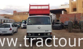 À vendre Camion benne OM 40 complet