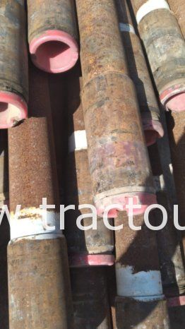 À vendre Tube pétrolier de forage en acier – Longeur 13.25m – Diamètre 90mm – Quantité 100 tubes complet