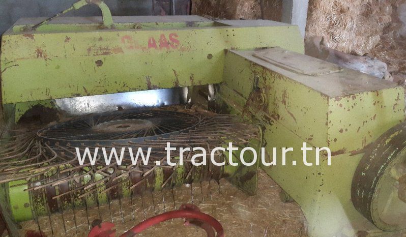 À vendre Presse à paille – Brissa Claas complet
