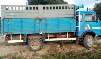 À vendre Camion plateau avec ridelles OM 40 complet