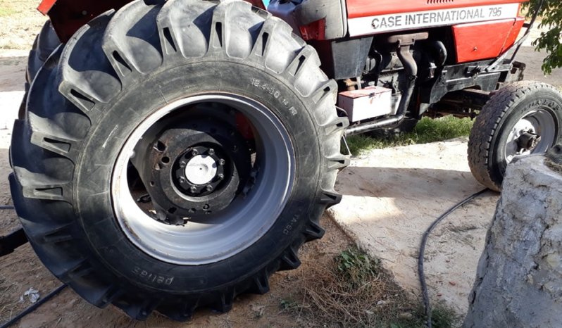 À vendre Tracteur Case IH 795 complet