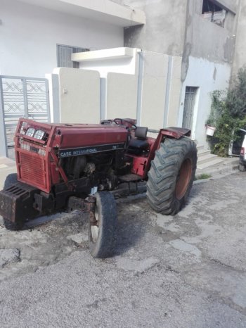 À vendre Tracteur Case IH 795 complet