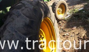 À vendre Tracteur John Deere 5500 complet