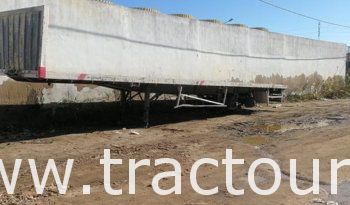 À vendre 2 Semi-remorques plateau sans ridelles 30 tonnes Sicame complet