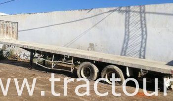 À vendre 2 Semi-remorques plateau sans ridelles 30 tonnes Sicame complet