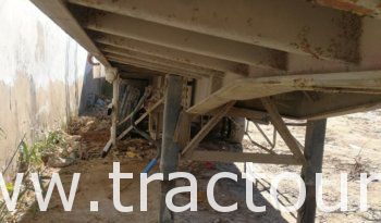 À vendre 2 Semi-remorques plateau sans ridelles 30 tonnes Sicame complet