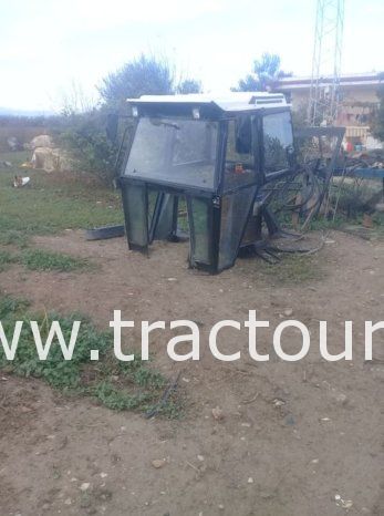 À vendre Cabine Landini complet