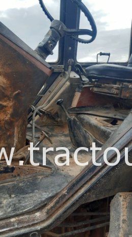 À vendre Tracteur Belarus 570 complet