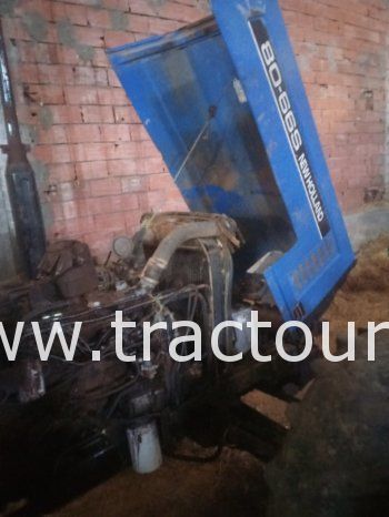 À vendre Tracteur Fiat – New Holland 80-66S complet