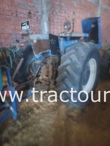 À vendre Tracteur Fiat – New Holland 80-66S complet