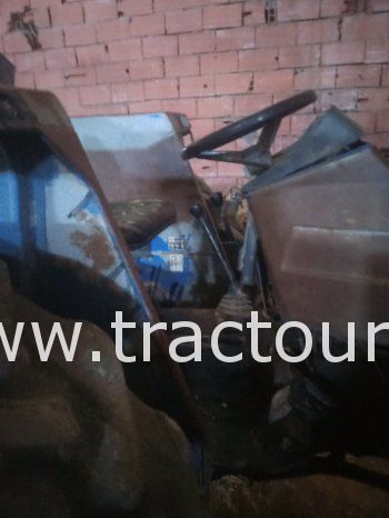 À vendre Tracteur Fiat – New Holland 80-66S complet