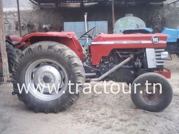 À vendre Tracteur Massey Ferguson 165 sans carte grise complet