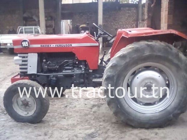 À vendre Tracteur Massey Ferguson 165 sans carte grise complet