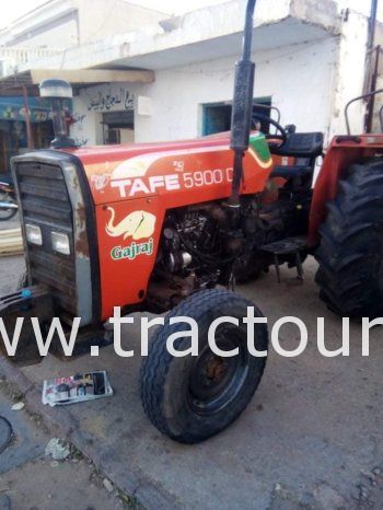 À vendre Tracteur Tafe 5900 DI complet