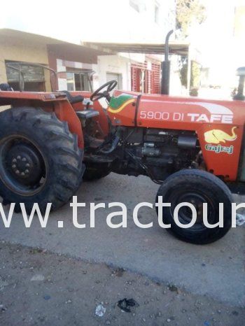 À vendre Tracteur Tafe 5900 DI complet