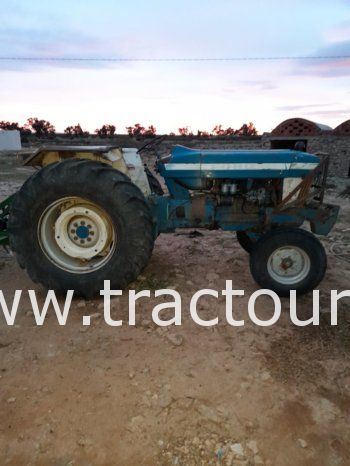 À vendre Tracteur Ford 6610 complet
