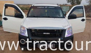 À vendre Camionnette 2 portes avec benne Isuzu DMax complet