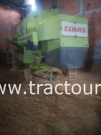 À vendre Moissonneuse batteuse Claas Dominator 68s complet