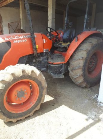 À vendre Tracteur Kubota M9540 avec semi remorque agricole benne SKF complet