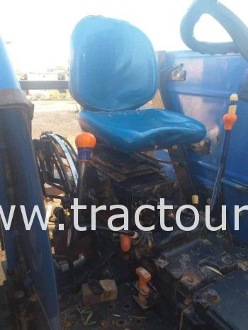 À vendre Tracteur New Holland TT75 avec matériels (2015) complet