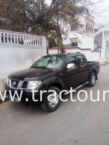 À vendre Pick-up 4×4 avec benne Nissan Navara D40 (2010) complet