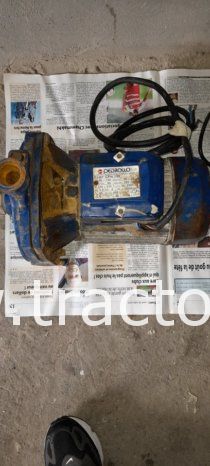 À vendre motopompe électrique Pedrollo 2 ch – 220 V – débit 140 L/min à 26m (Made in Italy) complet