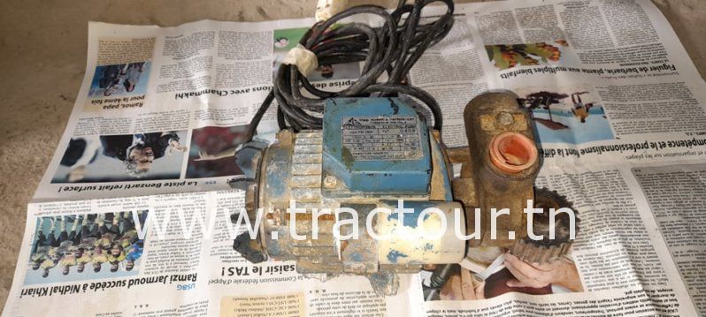 À vendre motopompe électrique Pedrollo 2 ch – 220 V – débit 140 L/min à 26m (Made in Italy) complet