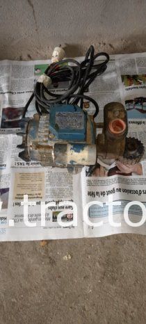 À vendre motopompe électrique Pedrollo 2 ch – 220 V – débit 140 L/min à 26m (Made in Italy) complet