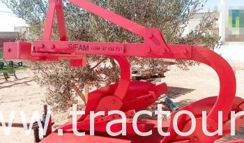 À vendre Charrue à 2 socs Sifam complet