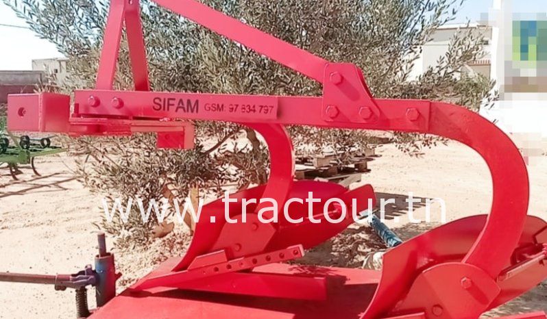 À vendre Charrue à 2 socs Sifam complet
