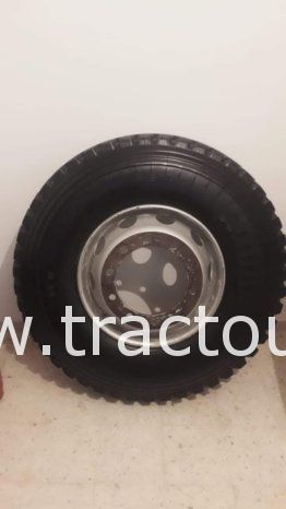À vendre Roues complètes poids lourd Amine Oasis 13 R22.5 complet