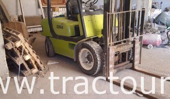 À vendre Chariot élévateur diesel Clark C30 Diesel 3 tonnes (2015) complet