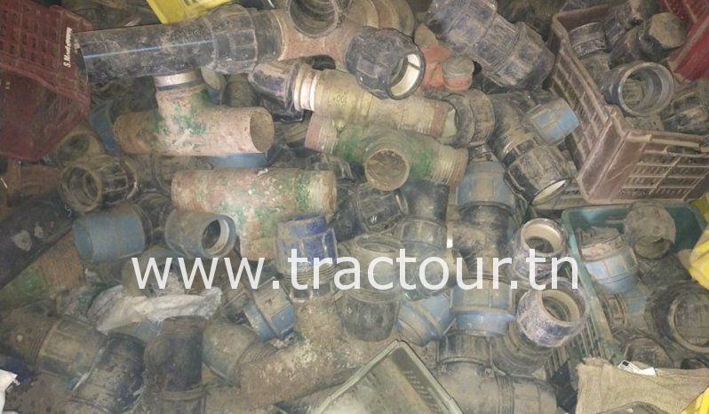 À vendre 400 Accessoires de raccordement + 50 rouleaux de 40 mètres complet