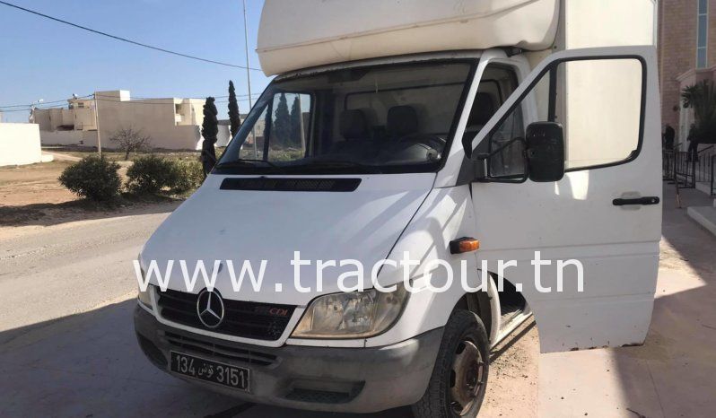 À vendre Camion fourgon Mercedes Sprinter 111 CDI complet