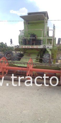 À vendre Moissonneuse batteuse Claas Dominator 68s complet