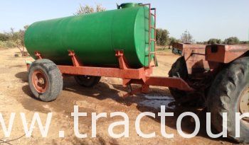 À vendre Tracteur IMT 578 avec carte grise et semi remorque agricole citerne 5000 litres complet